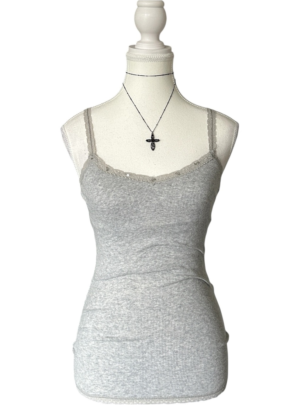 Y2K “Aeropostale” Basic Grey Ribbed Lace Trim Tank Top